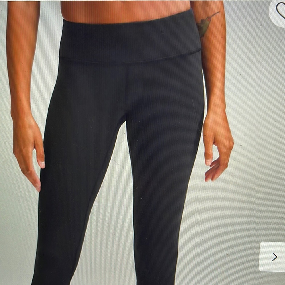Lulu lemon low rise black leggings. Worn once